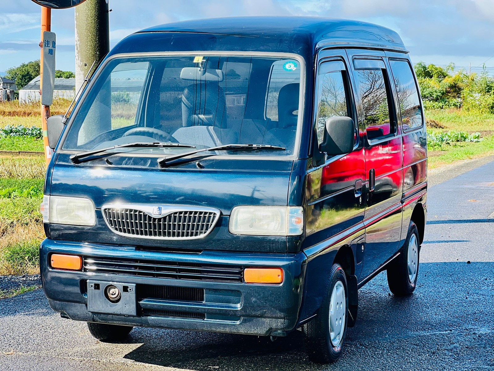 1996 Mazda  Mini van  in JACKSONVILLE, FL