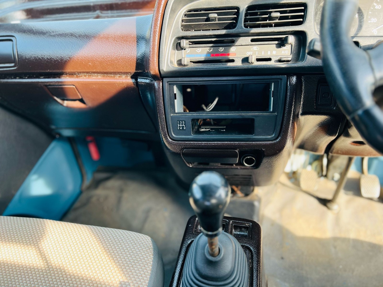 1996 Suzuki Mini van  in JACKSONVILLE, FL