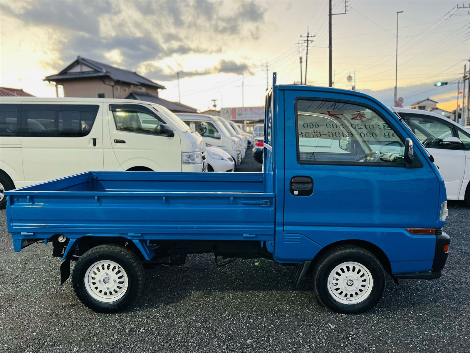 1998 Mitsubishi Mini can  in JACKSONVILLE, FL
