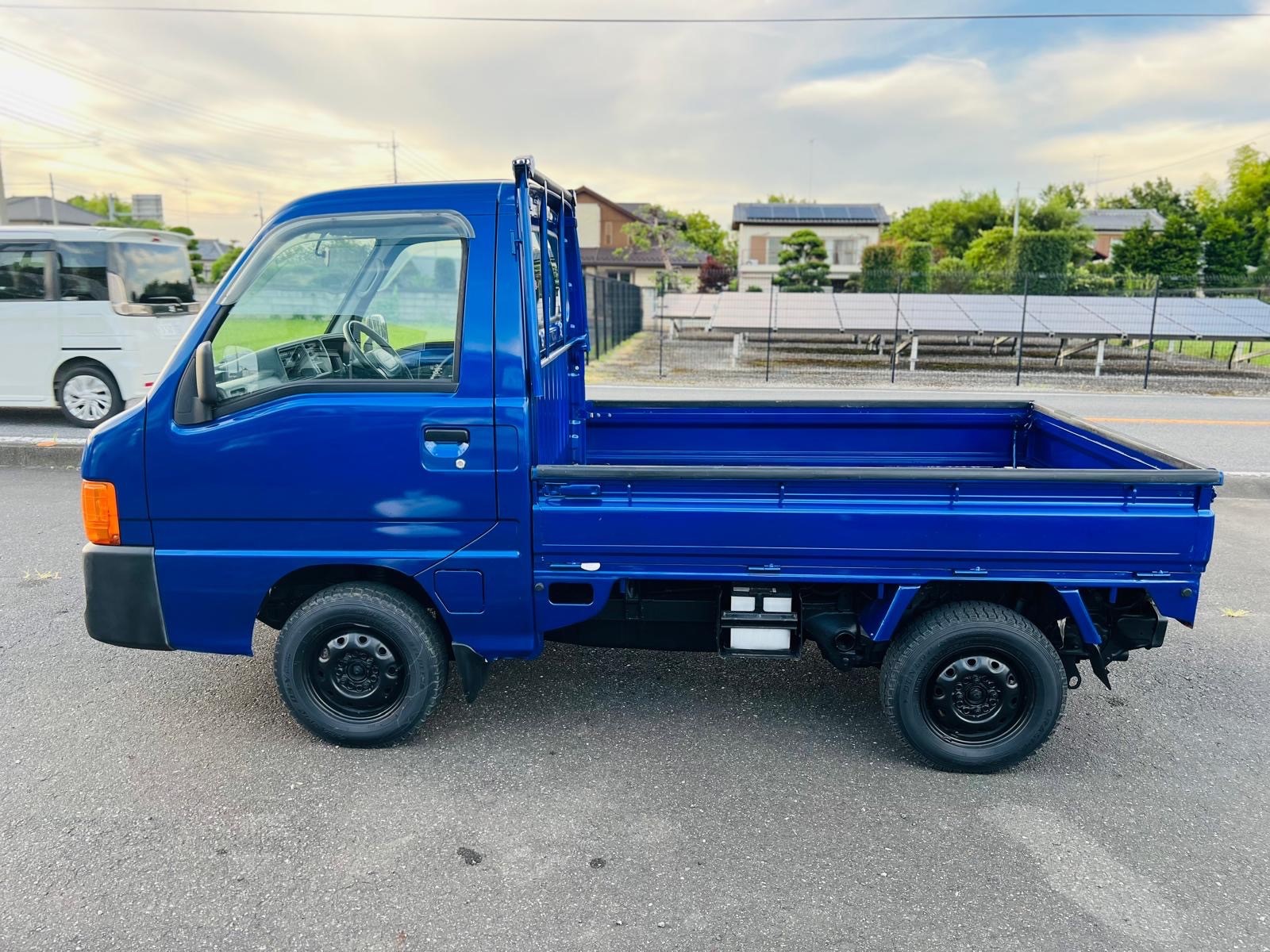 1999 SUBARU SAMBAR in JACKSONVILLE, FL