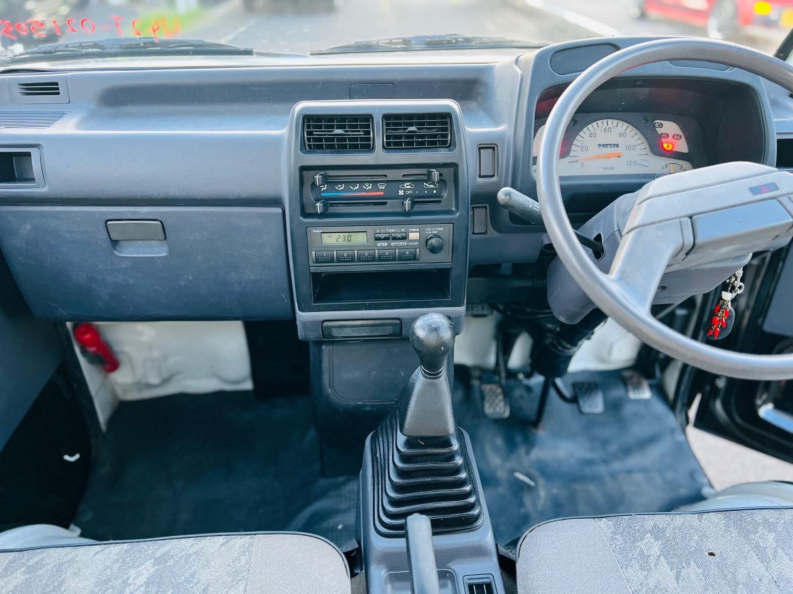 1994 Mitsubishi MINICAB in JACKSONVILLE, FL