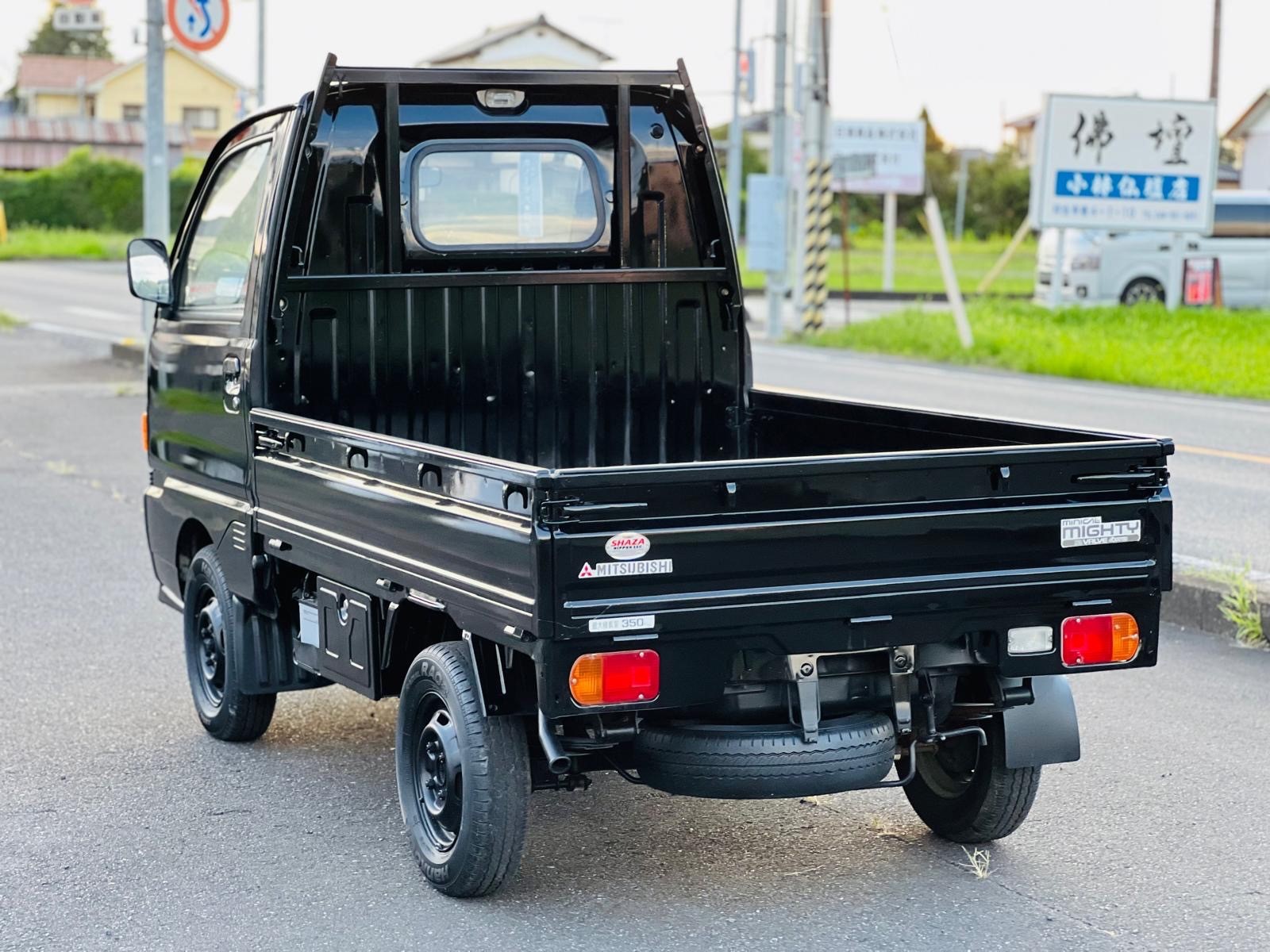 1994 Mitsubishi MINICAB in JACKSONVILLE, FL