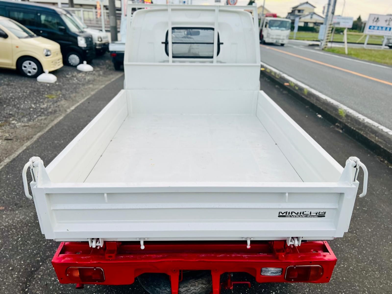 1993 MITSUBISHI MINICAB dump truck in JACKSONVILLE, FL