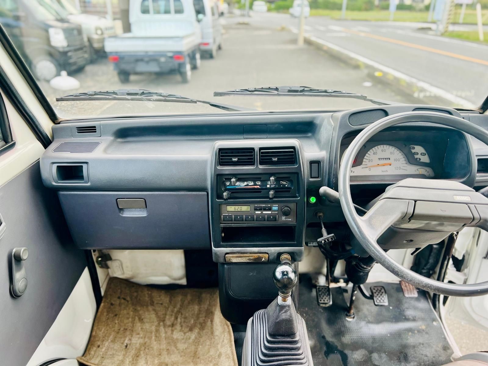1993 MITSUBISHI MINICAB dump truck in JACKSONVILLE, FL
