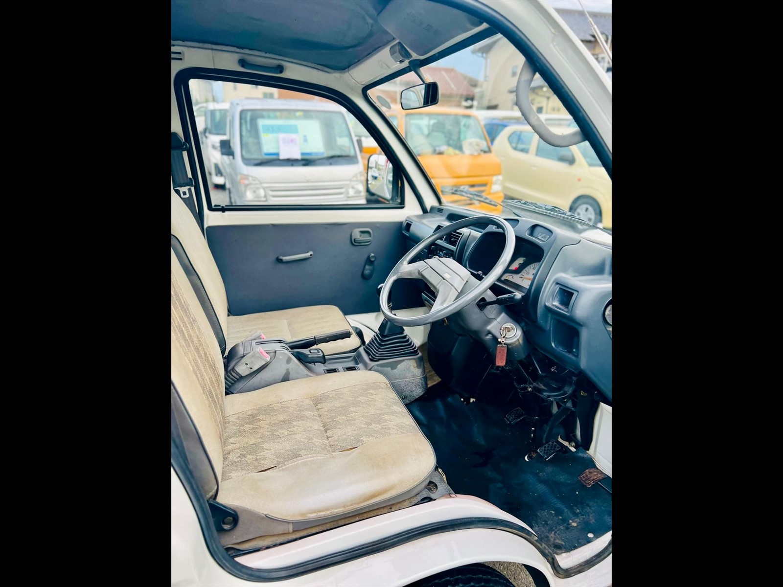 1993 MITSUBISHI MINICAB dump truck in JACKSONVILLE, FL