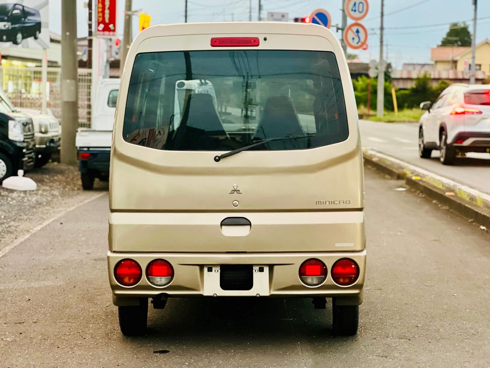 2000 MITSUBISHI MINICAB VAN in JACKSONVILLE, FL