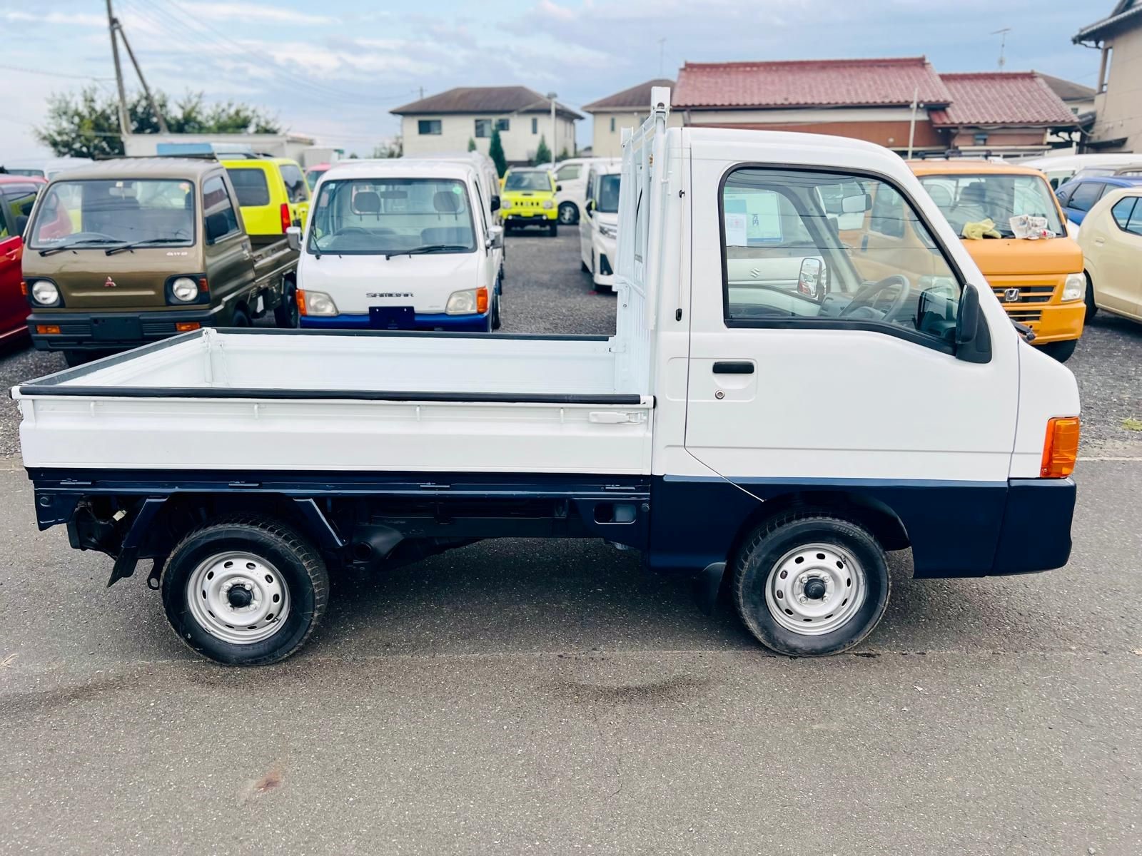1999 Subaru SAMBAR in JACKSONVILLE, FL