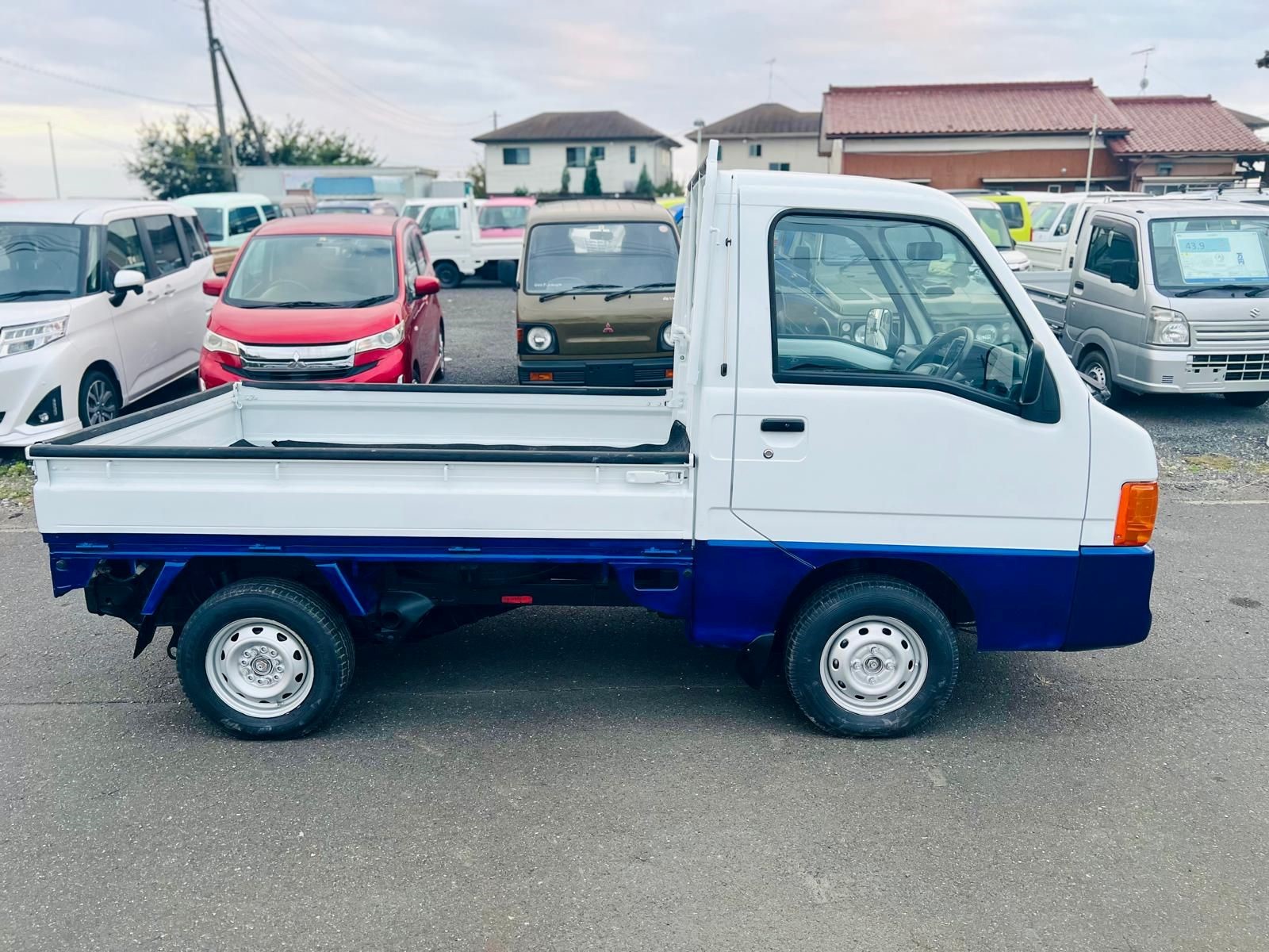 1999 SUBARU SAMBAR in JACKSONVILLE, FL