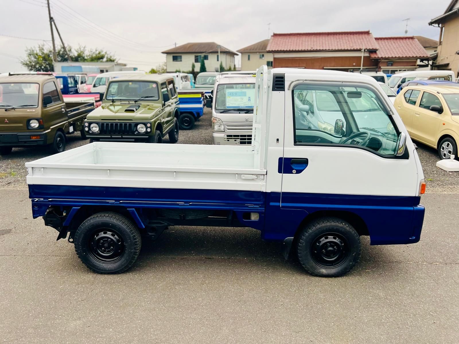 1997 SUBARU SAMBAR in JACKSONVILLE, FL