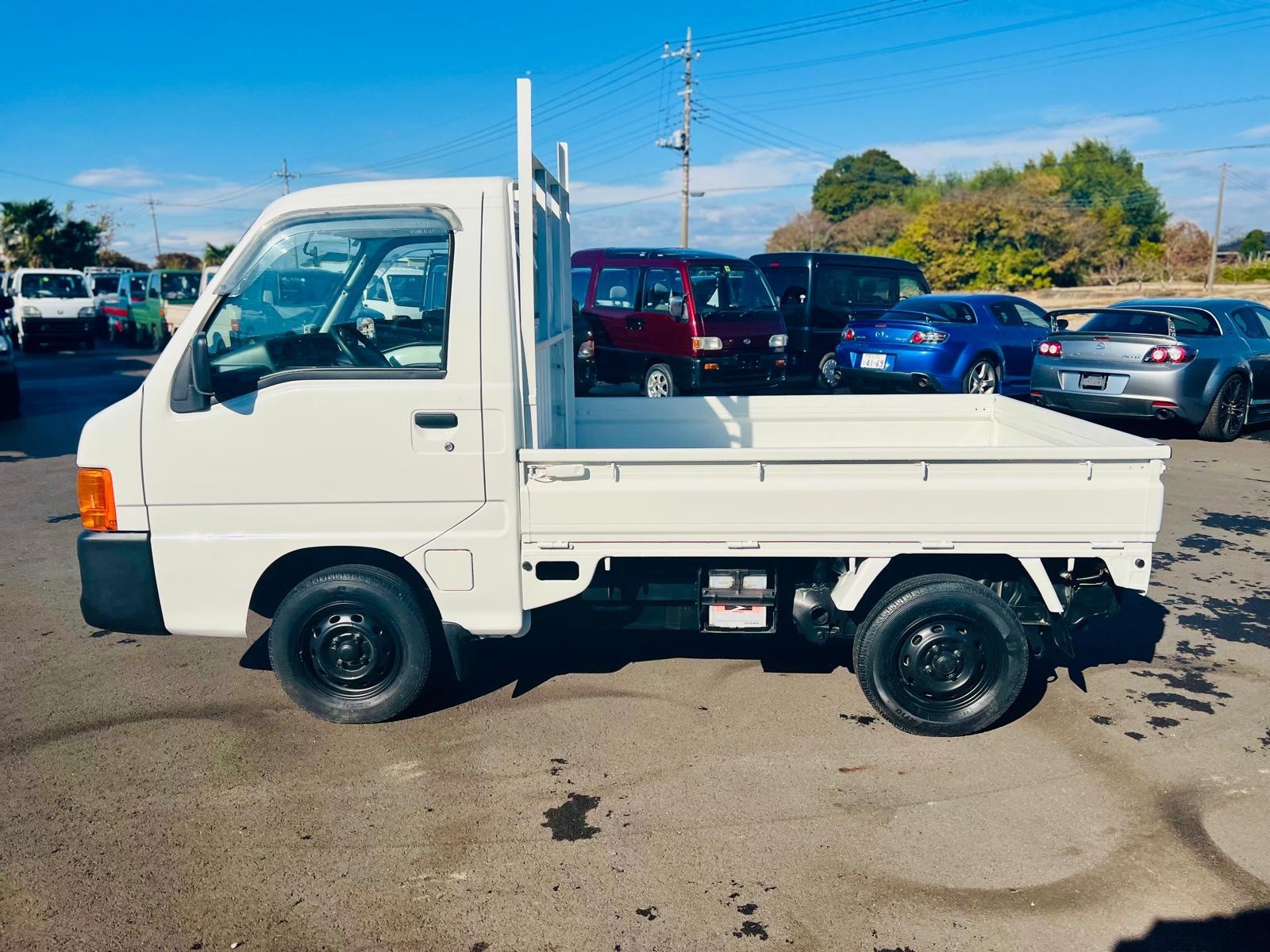 2000 SUBARU SAMBAR in JACKSONVILLE, FL