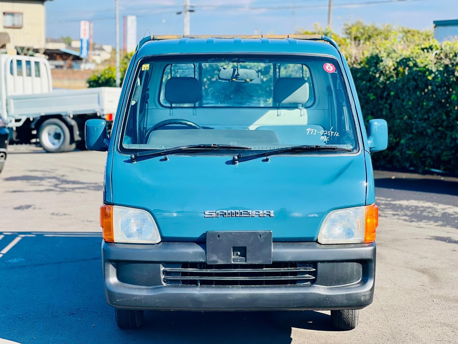 2000 SUBARU SAMBAR in JACKSONVILLE, FL