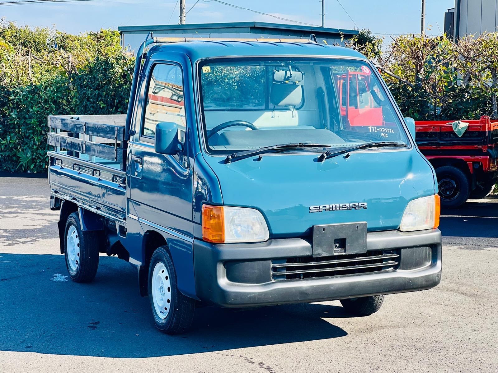2000 SUBARU SAMBAR in JACKSONVILLE, FL