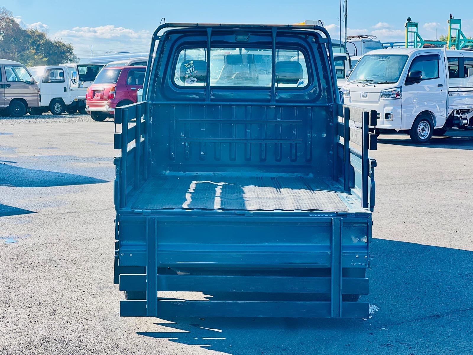 2000 SUBARU SAMBAR in JACKSONVILLE, FL