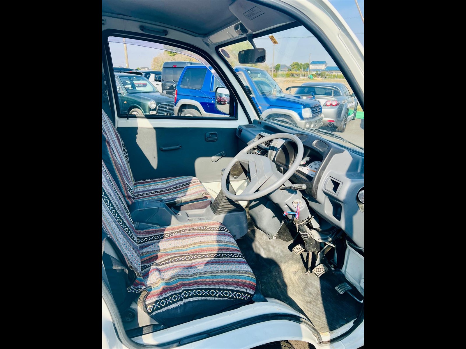 1995 MITSUBISHI MINICAB in JACKSONVILLE, FL