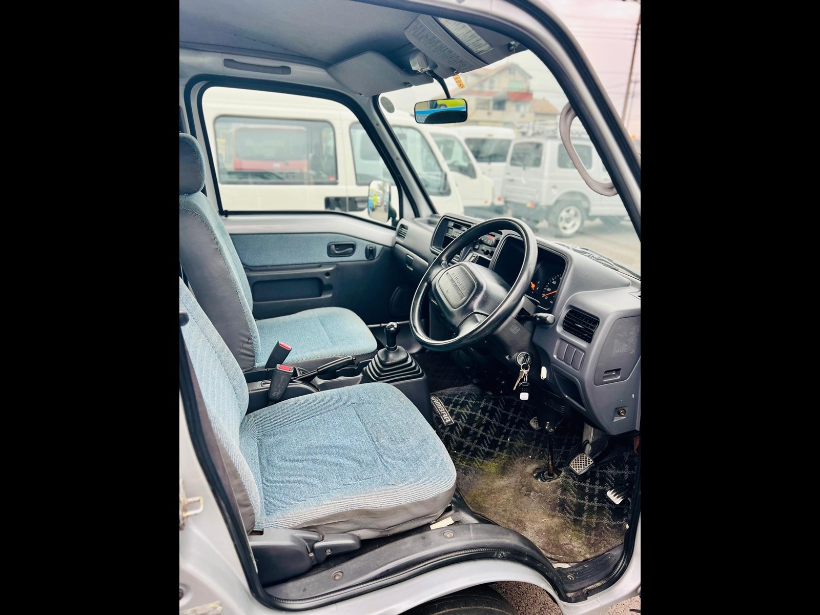 1999 SUBARU SAMBAR in JACKSONVILLE, FL