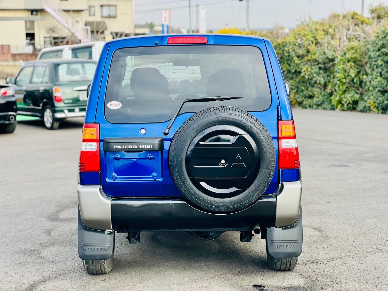 2000 Mitsubishi  Pajiro in JACKSONVILLE, FL