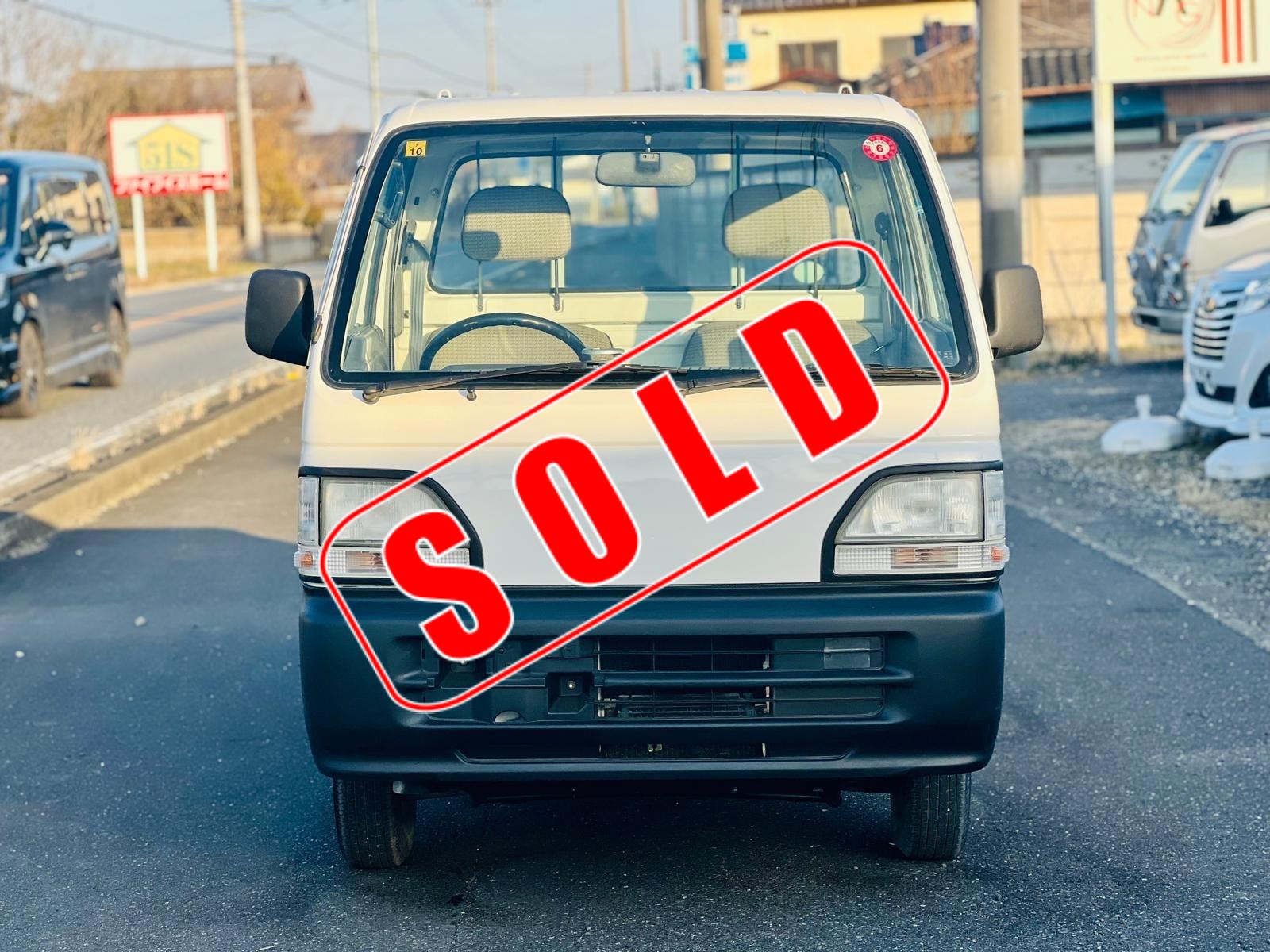 1997 White  Honda  in JACKSONVILLE, FL