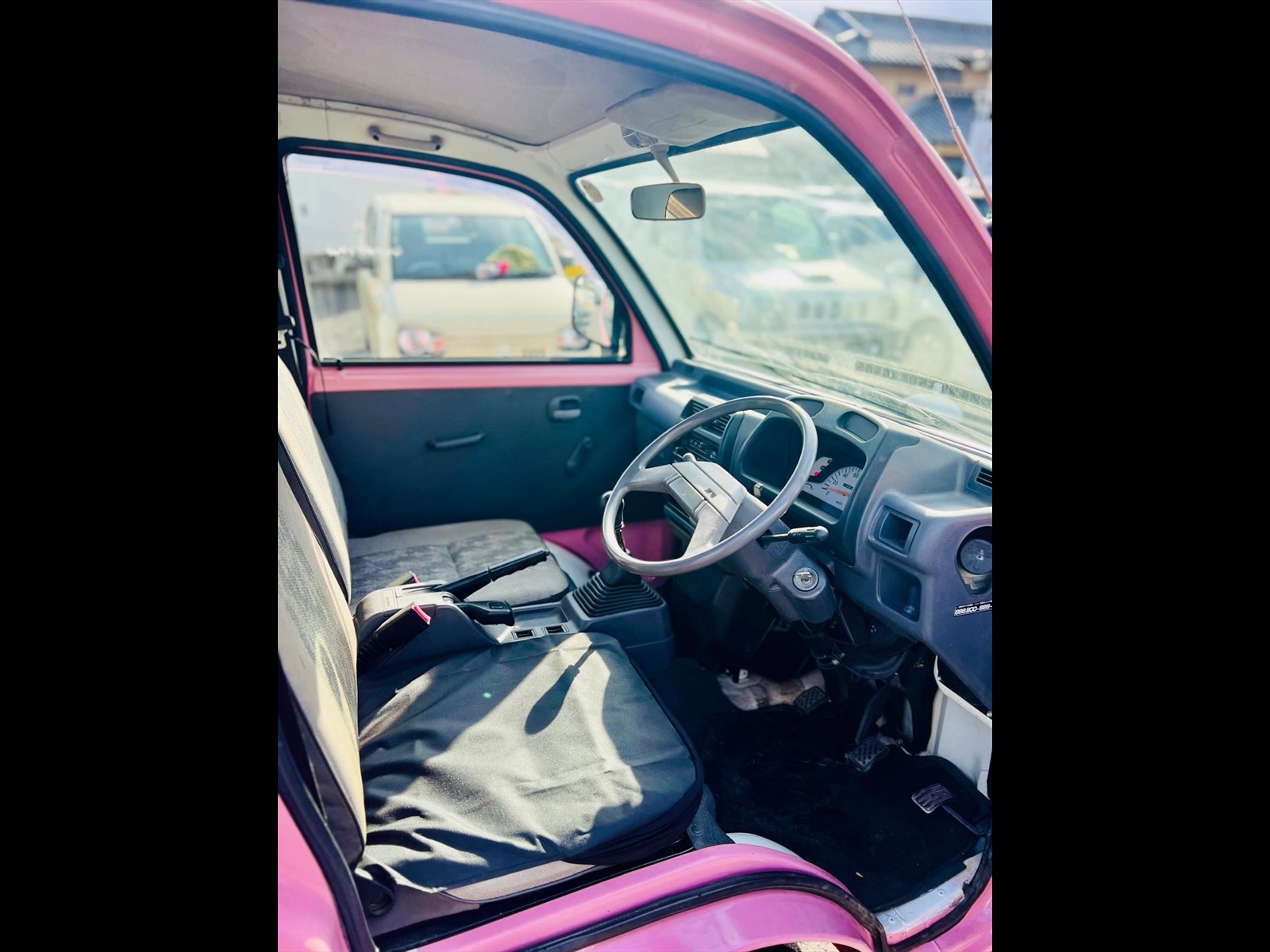 1997 Mitsubishi Mini cab pink  in JACKSONVILLE, FL