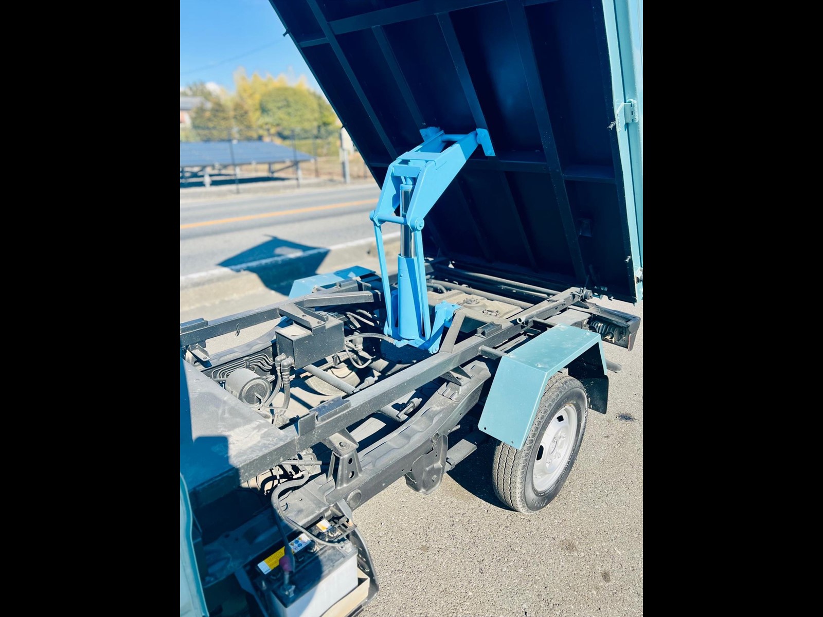 1996 Mit Dump truck  in JACKSONVILLE, FL