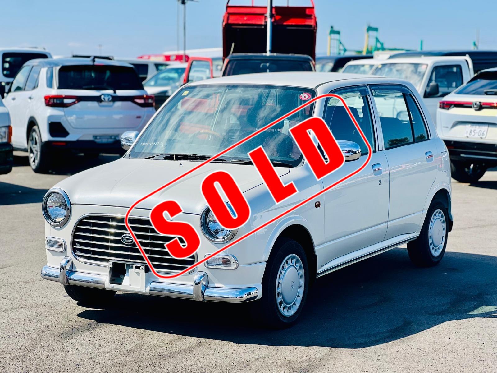 2000 Daihatsu  Mira  in JACKSONVILLE, FL
