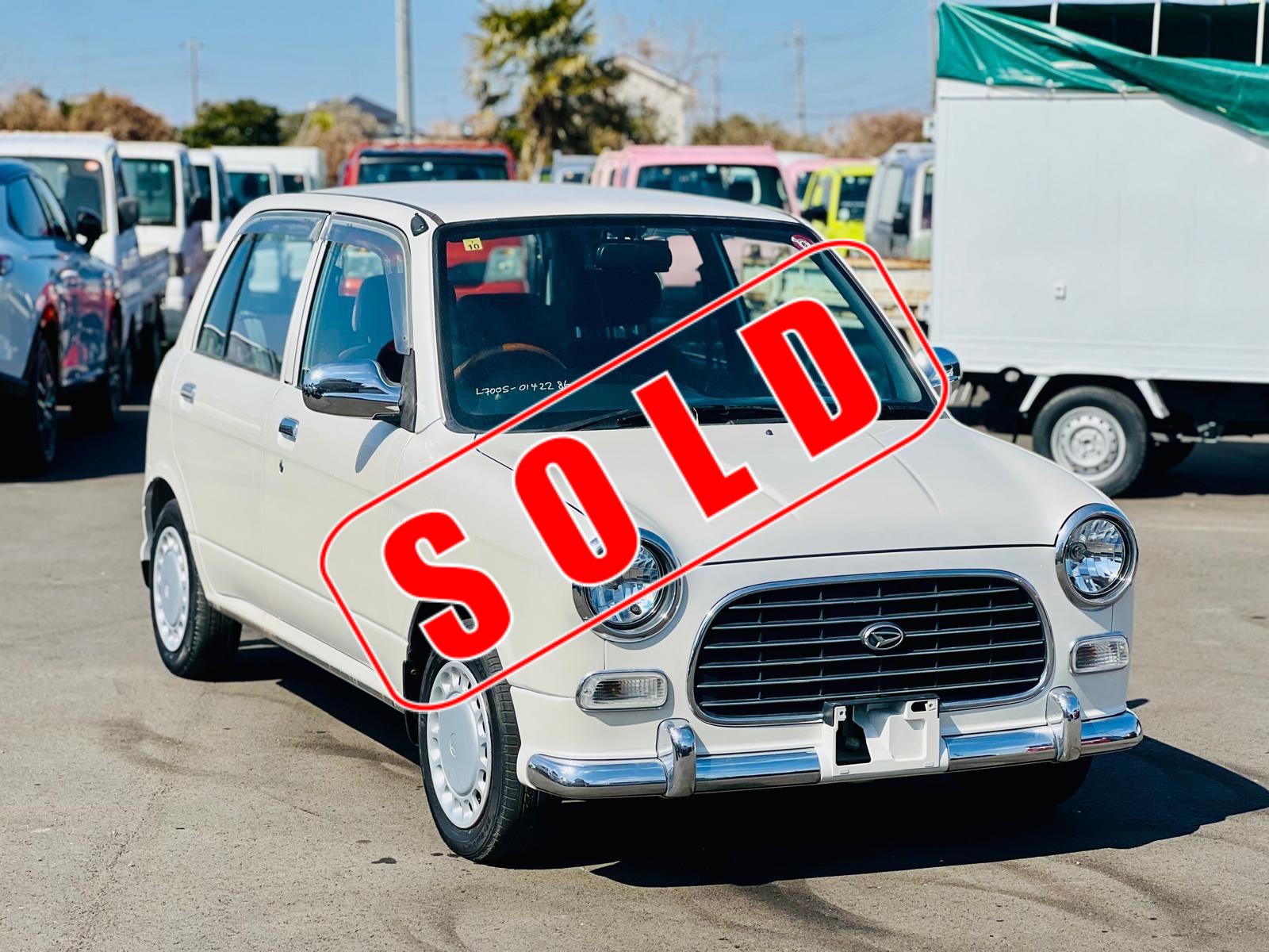 2000 Daihatsu  Mira  in JACKSONVILLE, FL