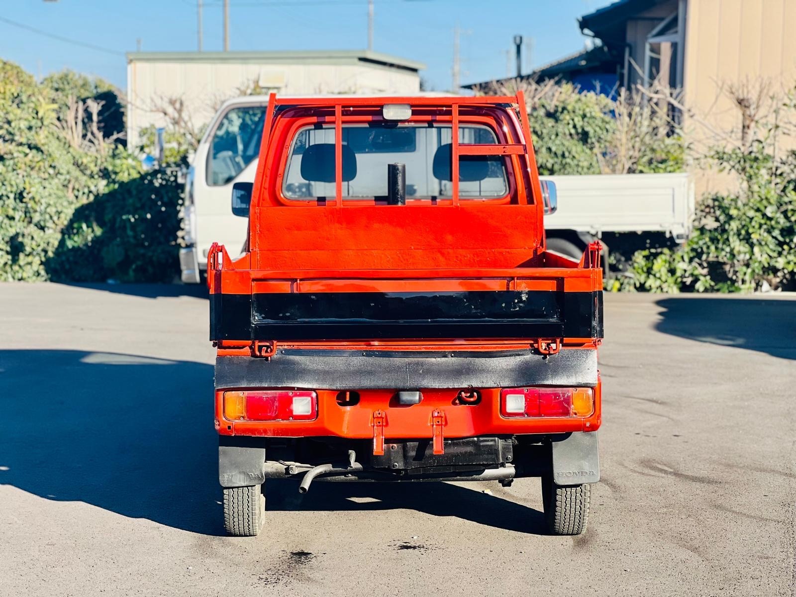 1997 Honda  Dump truck  in JACKSONVILLE, FL