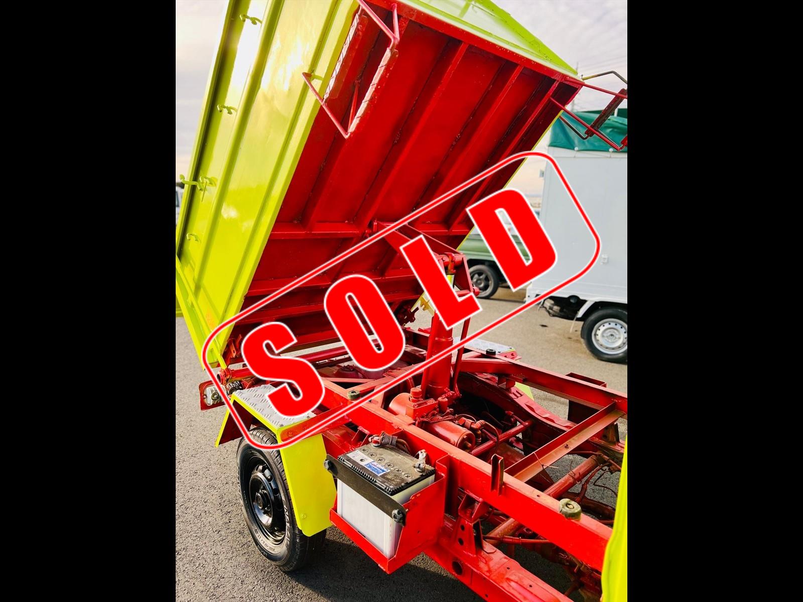 1992 Mitsubishi  Dump truck  in JACKSONVILLE, FL