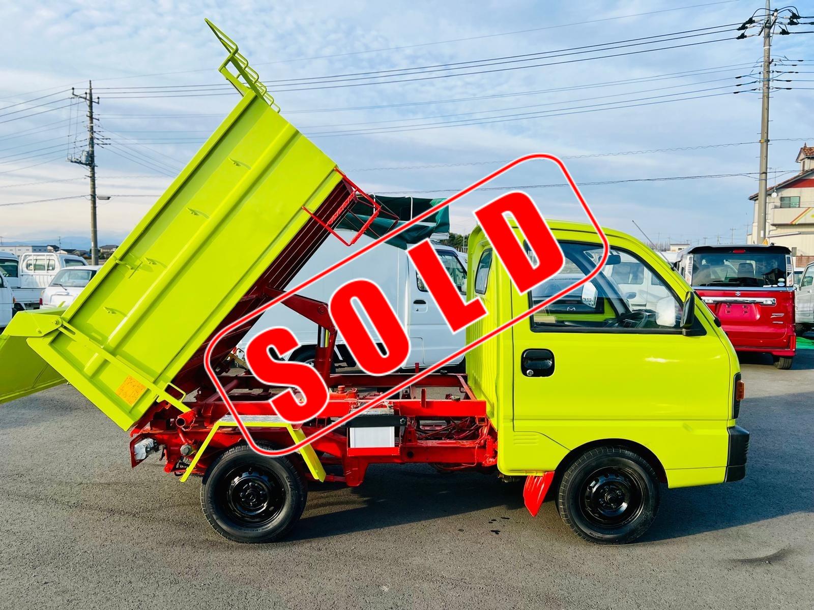 1992 Mitsubishi  Dump truck  in JACKSONVILLE, FL