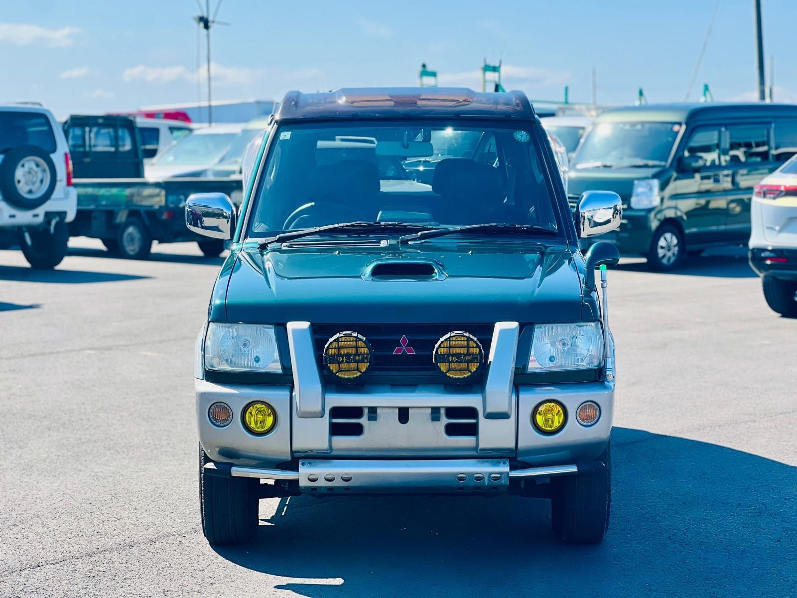 1999 Mitsubishi Pajiro in JACKSONVILLE, FL