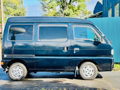 1996 Mazda  Mini van  in JACKSONVILLE, FL