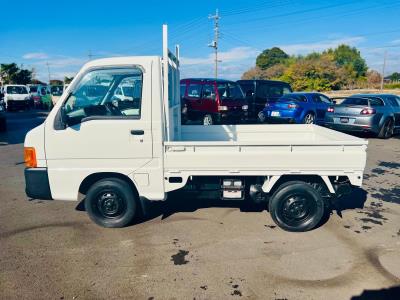 2000 SUBARU SAMBAR in JACKSONVILLE, FL