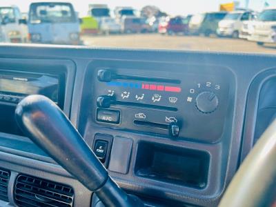 2000 SUBARU SAMBAR in JACKSONVILLE, FL