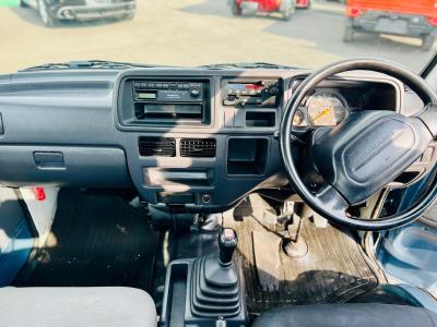 2000 SUBARU SAMBAR in JACKSONVILLE, FL