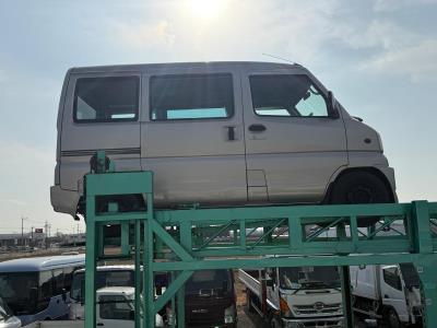 1999 Mitsubishi  Mini van  in JACKSONVILLE, FL