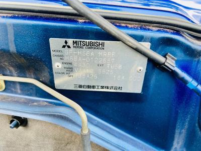 2000 Mitsubishi  Pajiro in JACKSONVILLE, FL