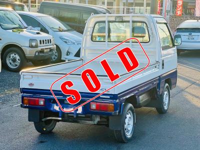 1997 White  Honda  in JACKSONVILLE, FL