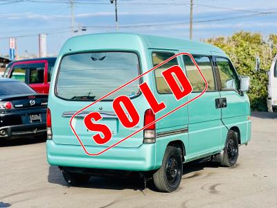 1999 Subaru Mini van  